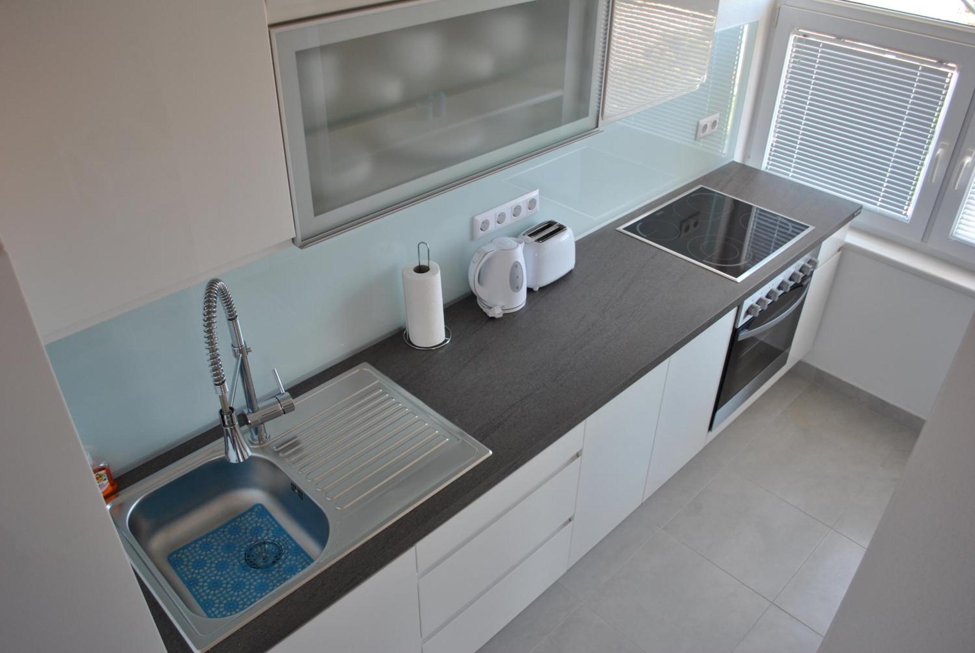 Rooms & Apartments Ana 2 ซาดาร์ ภายนอก รูปภาพ